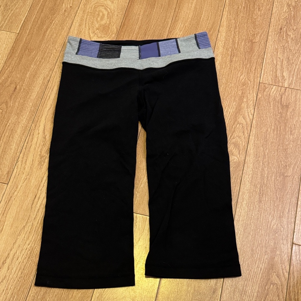Women’s Black Cropped Leggings with Gray and Purple Waistband